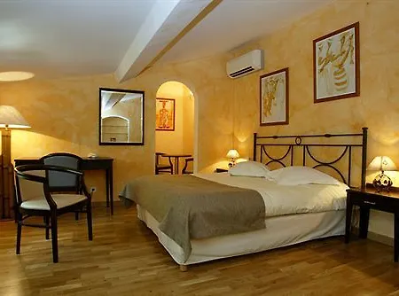 Les Jardins D'anglise Hotel 3*